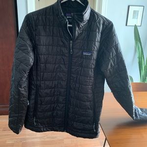 Patagonia women’s nano puff jacket